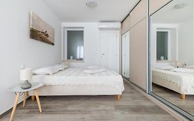 Syraino Apartment